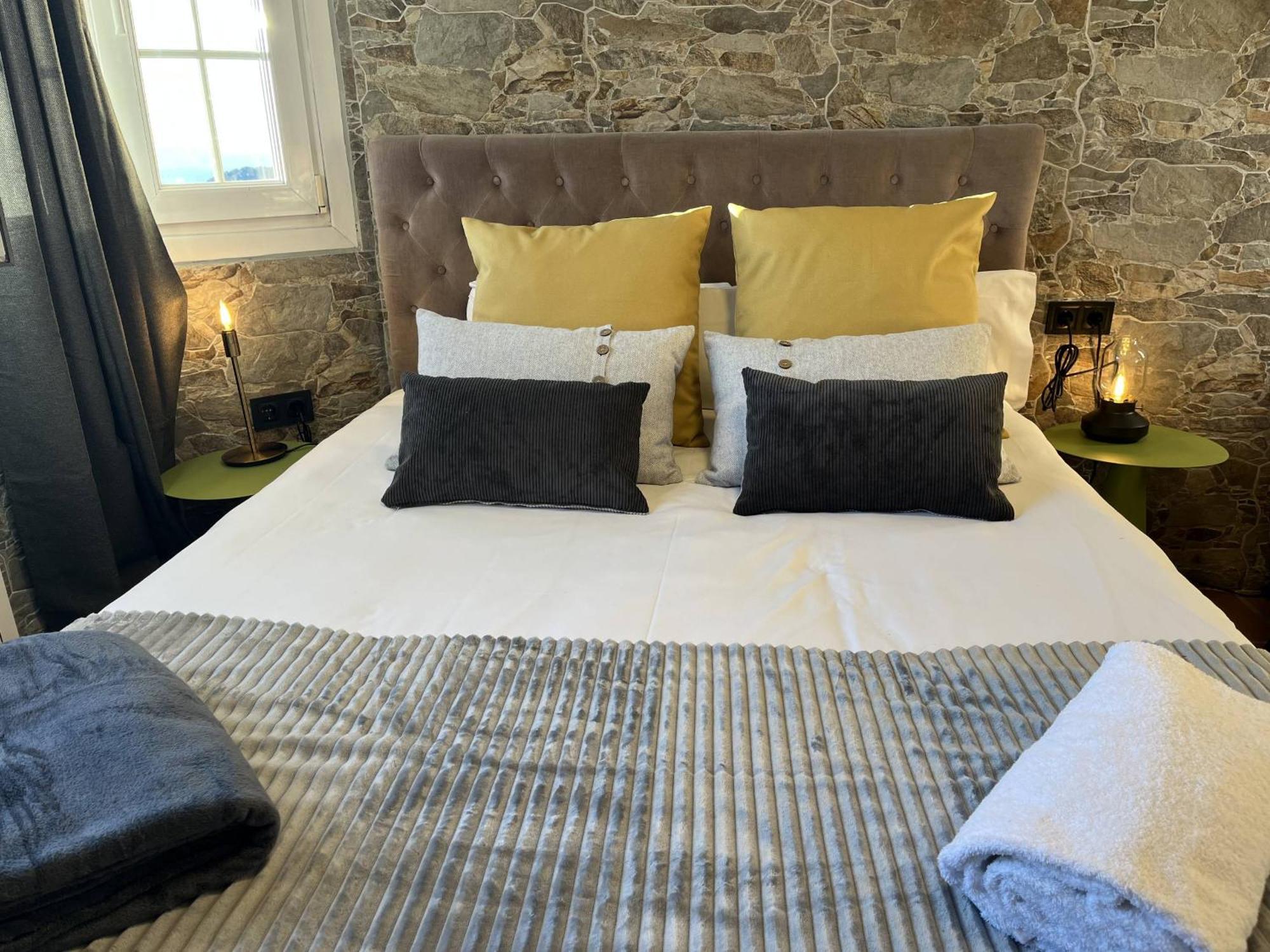 Apartamento Sierra Nevada By Isa Hoteles โมนาชิล ภายนอก รูปภาพ